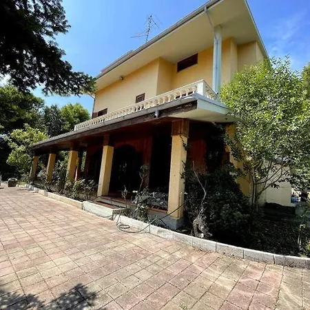 Casa Dei Nonni Дом отдыха Альба-Адриатика